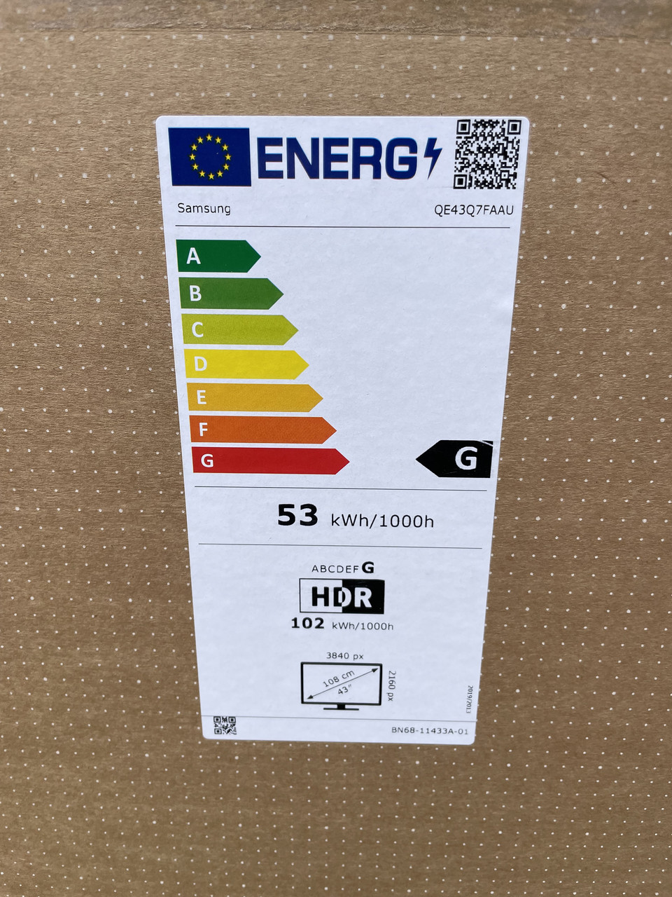 Телевізор Samsung QE43Q7F QLED 4K Tizen 50 Гц - Зображення 3